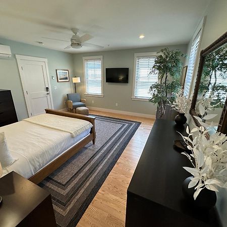 Vila Prime Location! Renovated House! 6 Bed4 Bath Newport Exteriér fotografie