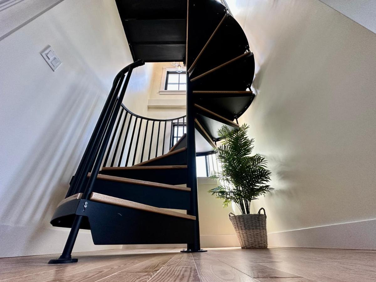 Vila Prime Location! Renovated House! 6 Bed4 Bath Newport Exteriér fotografie