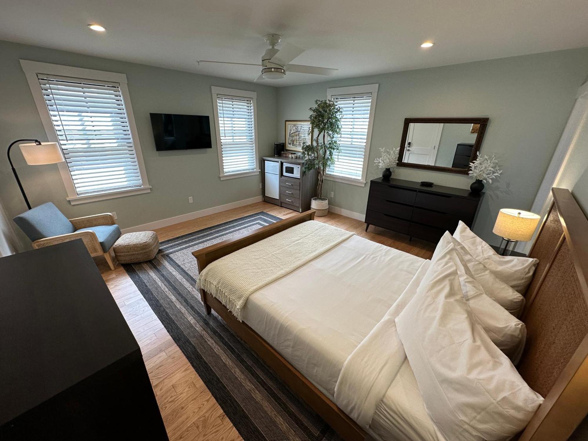 Vila Prime Location! Renovated House! 6 Bed4 Bath Newport Exteriér fotografie