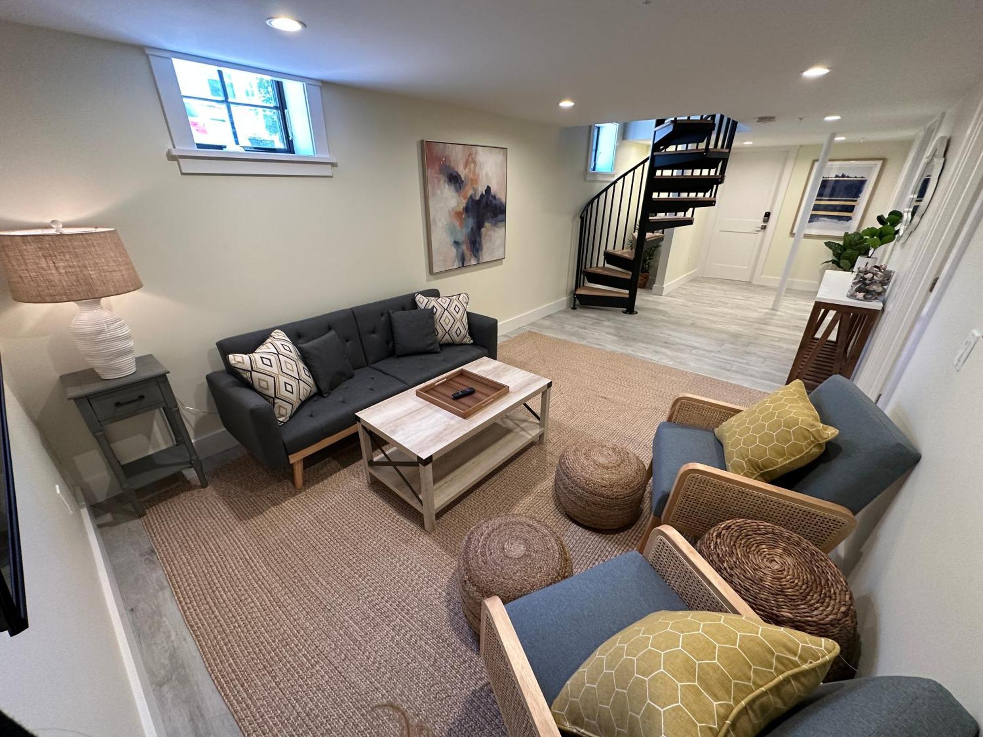 Vila Prime Location! Renovated House! 6 Bed4 Bath Newport Exteriér fotografie